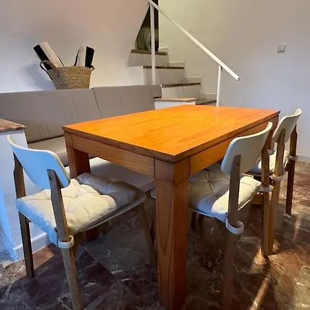 Precioso Duplex En 아파트